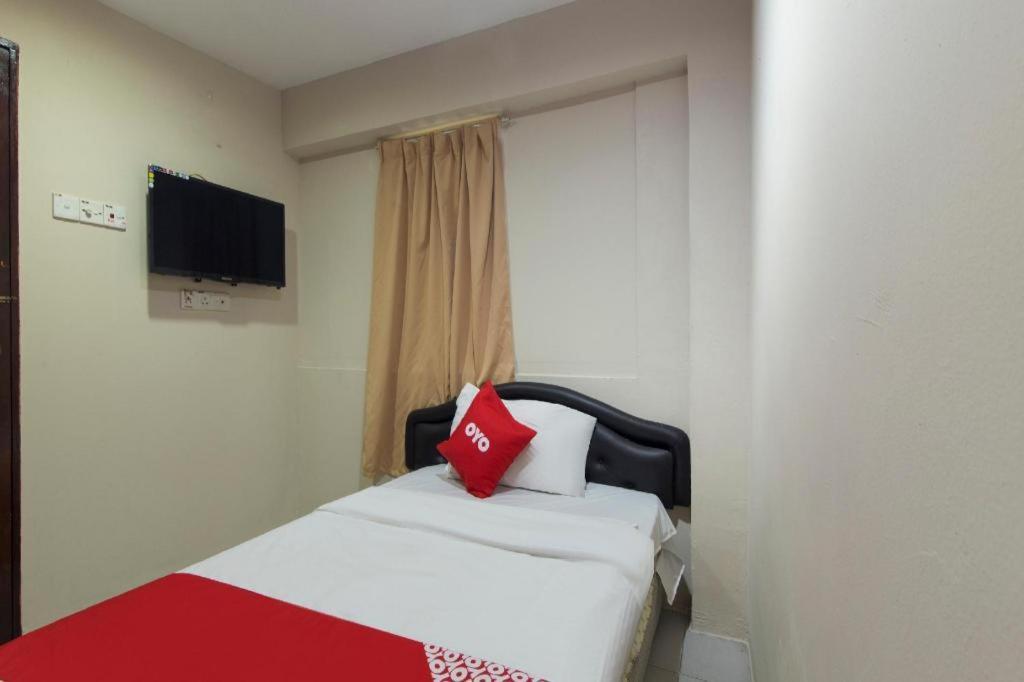 Oyo 44100 Hotel Casavilla Petaling Jaya Exterior foto